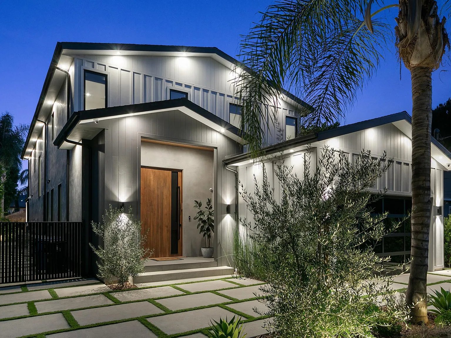 Landale Street Residence in Studio City